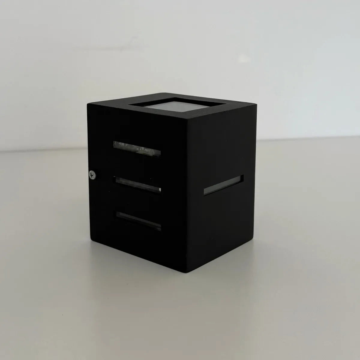 Aplique Multidireccional Exterior Negro